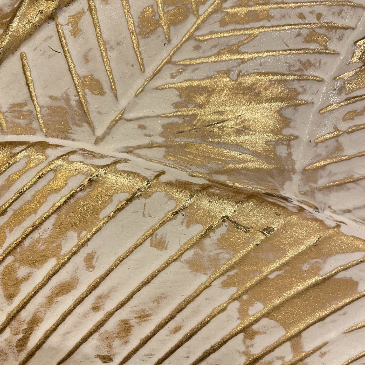 FB007 iron basket gold