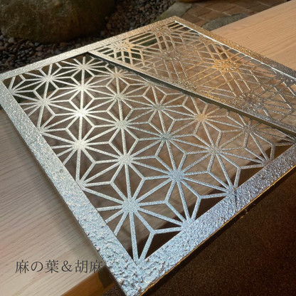 麻の葉・胡麻組子を特殊塗装で仕上げた高級アイアンアート。陰影が映える和モダン壁飾り