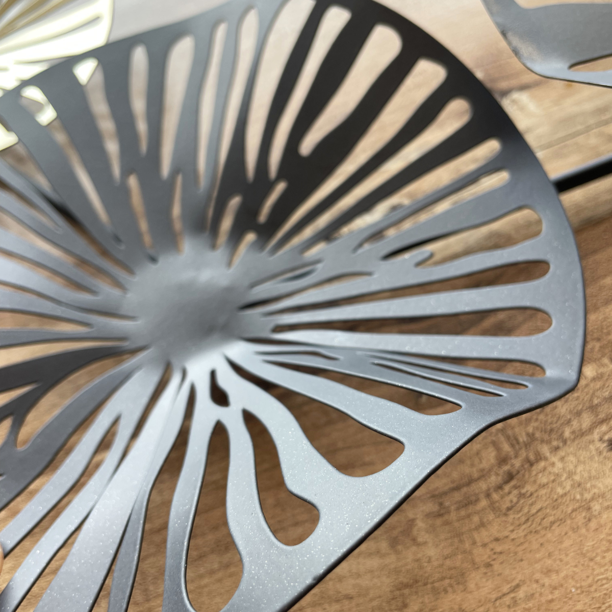 S019P｜プレミアムシリーズ｜壁に美しく映える和モダンアイアン〖SAKURADA〗