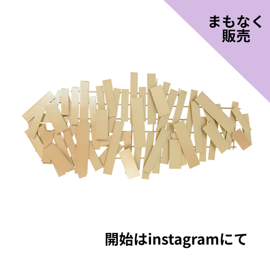 S020P｜ゴールドが映えるモダン壁飾り｜個性的なデザインで空間を彩るウォールアート〖SAKURADA〗