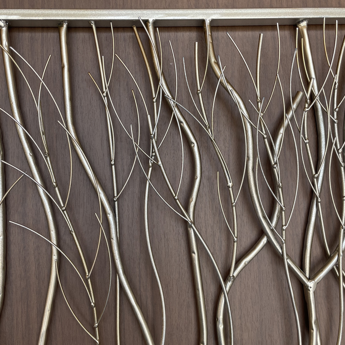 S021P｜シルバーが映えるモダン壁飾り｜洗練された空間を演出するアイアンウォールアート〖SAKURADA〗