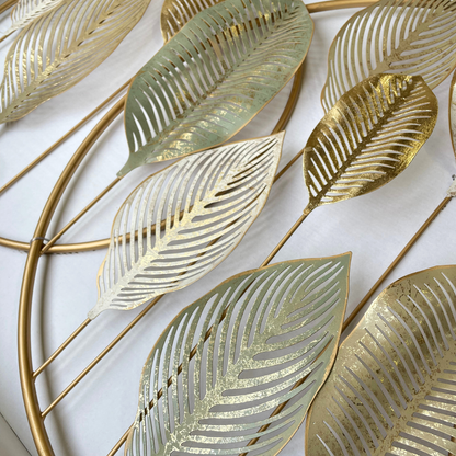 S130｜アイアン壁飾り ゴールド・大型｜ぱっと目を惹く華やかさで、明るい空間をつくる一枚【SAKURADA】