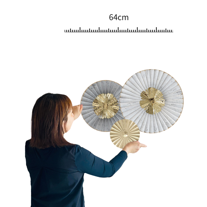 S261 ホワイトとグレーにゴールドが映える上品ウォールデコ