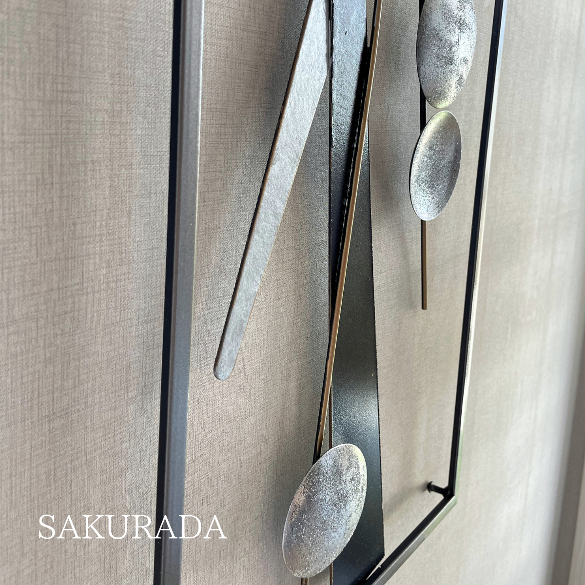 S275｜まもなく販売開始｜メタリックモダンな壁飾り｜〖SAKURADA〗