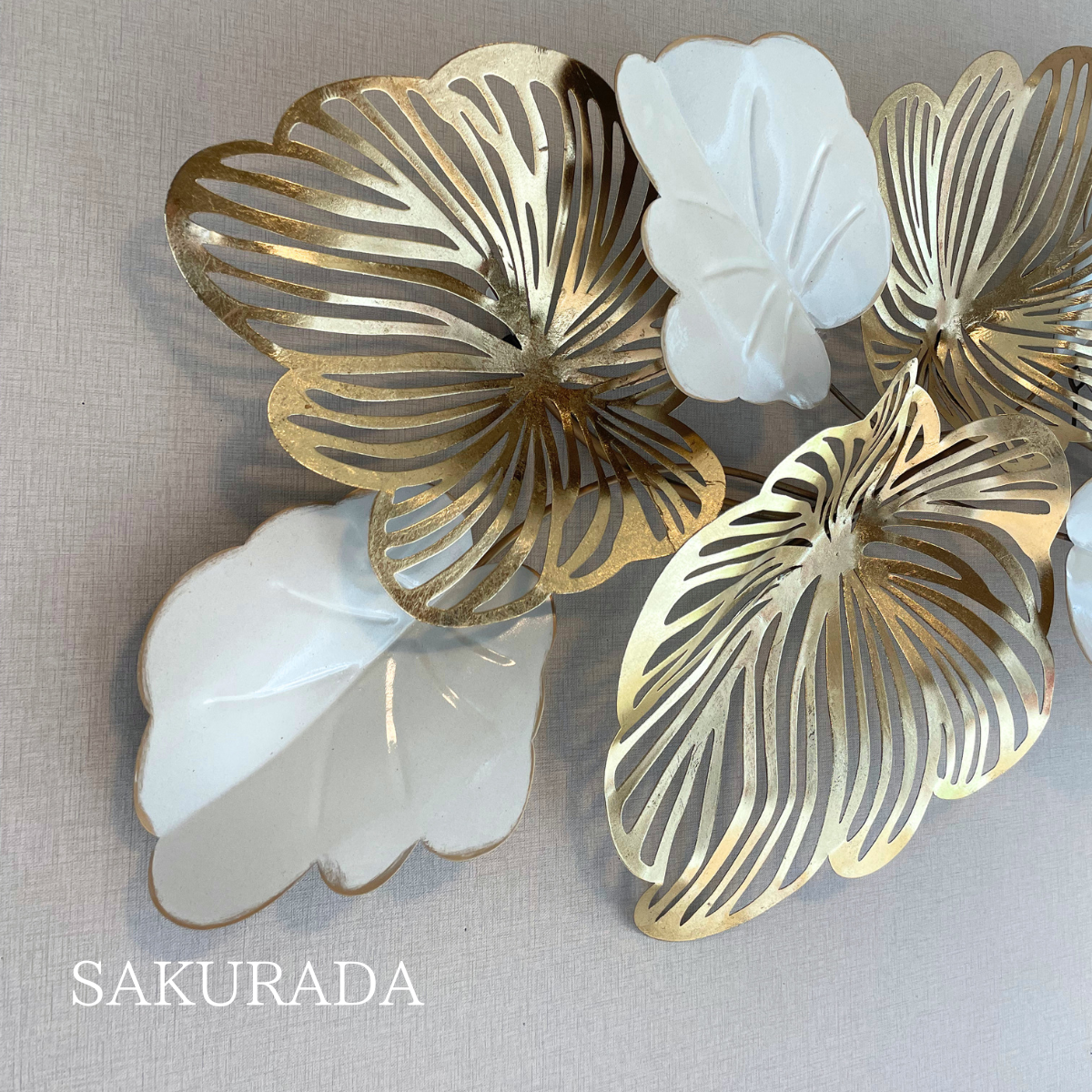 S278｜華やかなホワイトゴールドアイアン〖SAKURADA〗