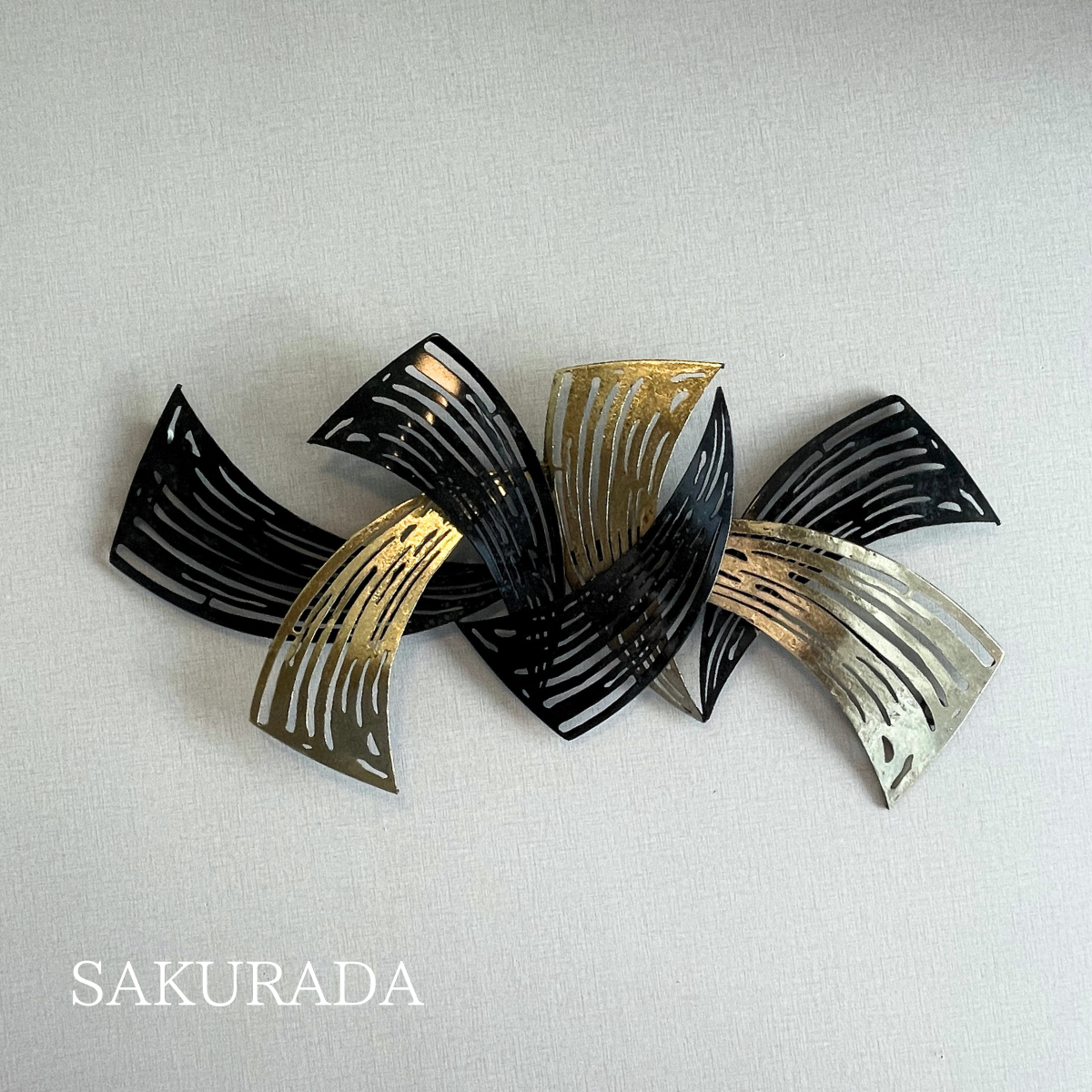 S280｜まもなく販売｜ブラック＆ゴールドのモダンアイアン｜〖SAKURADA〗